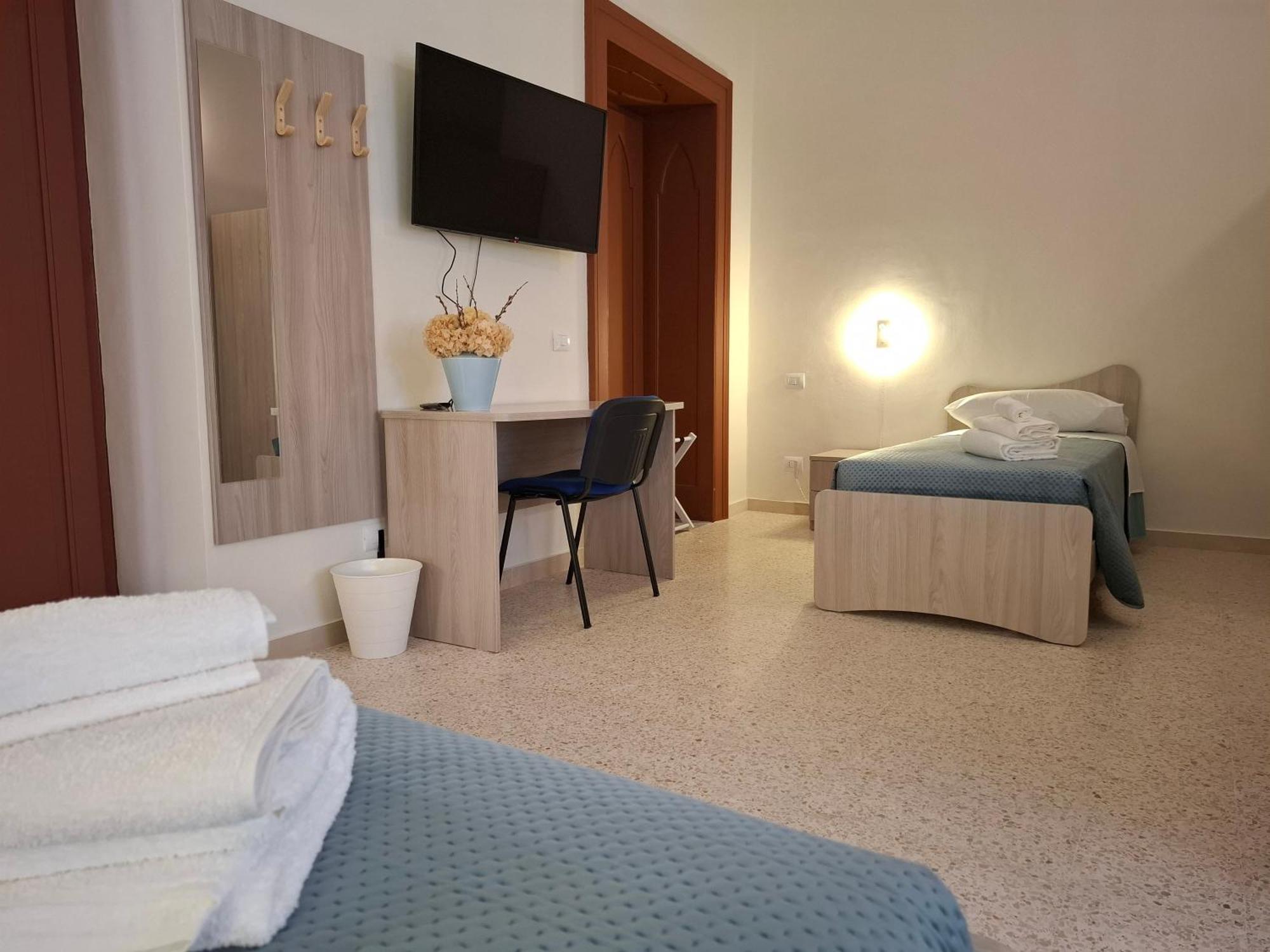 Bed and Breakfast Lupi E Agnelli Bari Exterior foto