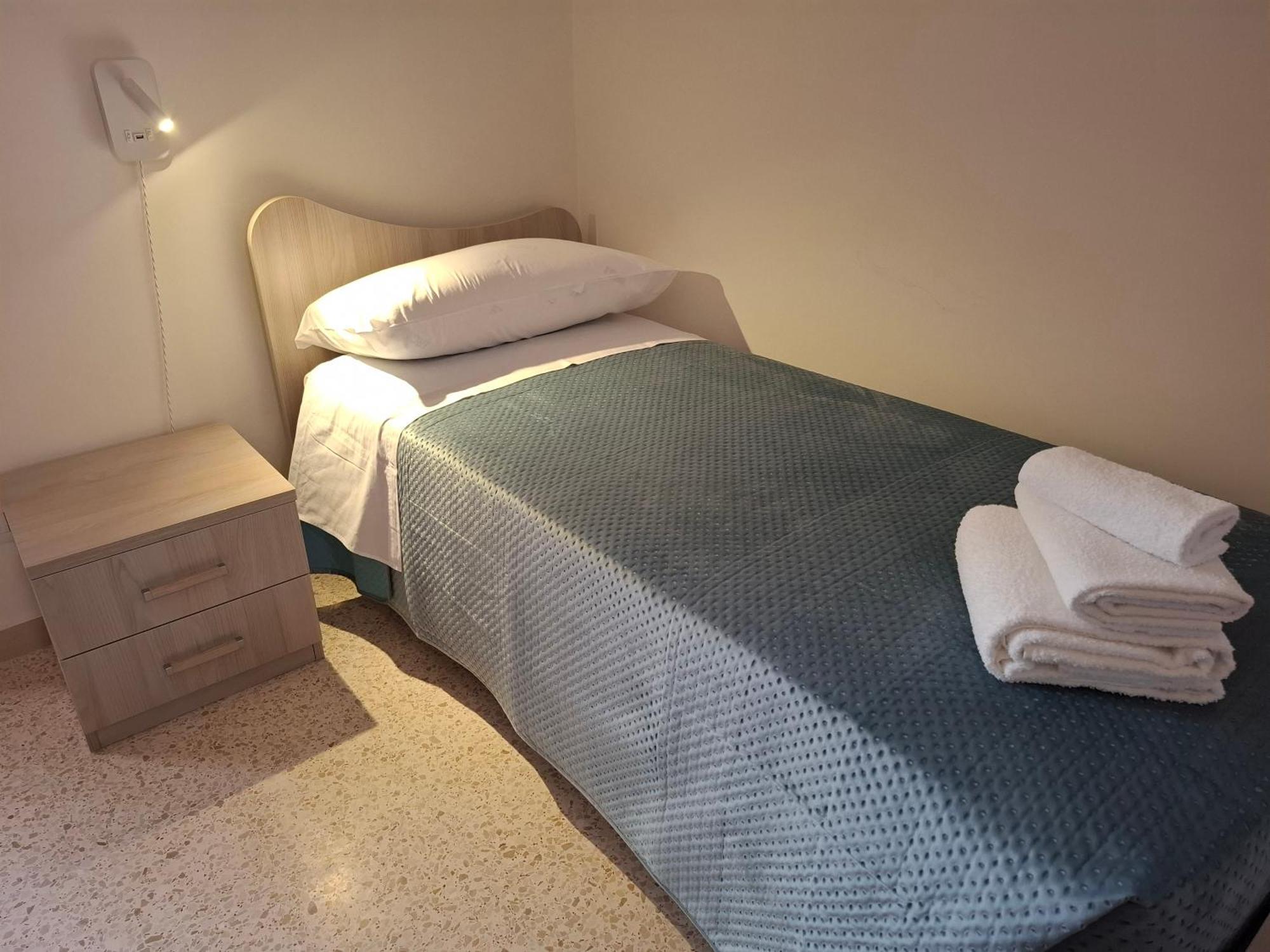 Bed and Breakfast Lupi E Agnelli Bari Exterior foto